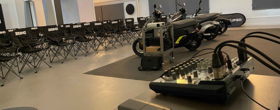 Alquiler de micrófonos para presentaciones en Barcelona e Ibiza