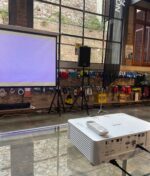 Pantallas LED vs proyectores: ventajas y desventajas para eventos